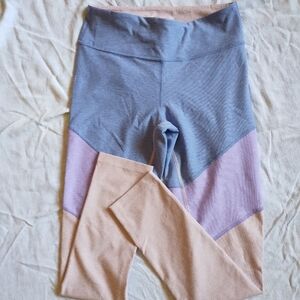 Outdoor Voices leggings